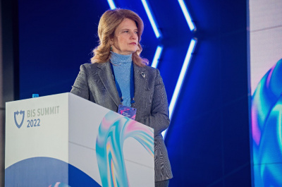 Наталья Касперская, главная сессия BIS Summit 2022, ч.2: «Можем, когда захотим»
