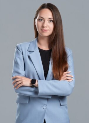 nataliya-dolzhenkova-elma.jpg