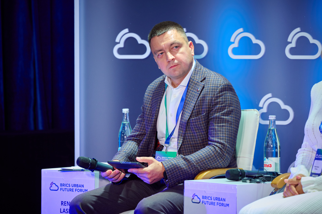 11-26-21_GZ8_3526.jpg 11-26-21_GZ8_3526.jpg