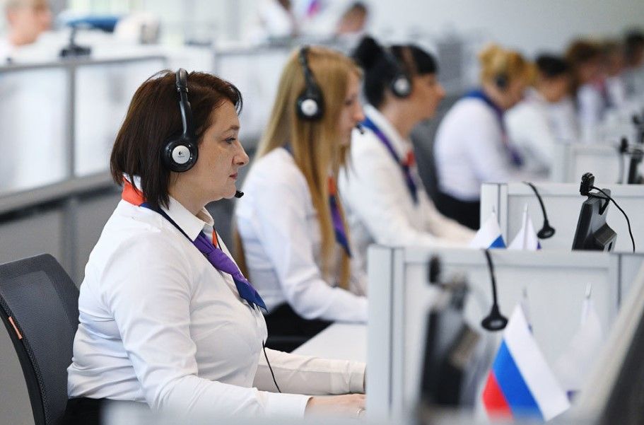 Контакт-центр_оператор.jpg Контакт-центр_оператор.jpg